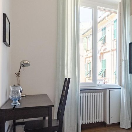 Joivy Spacious Family Apt For 4, In Carignano, جنوة المظهر الخارجي الصورة