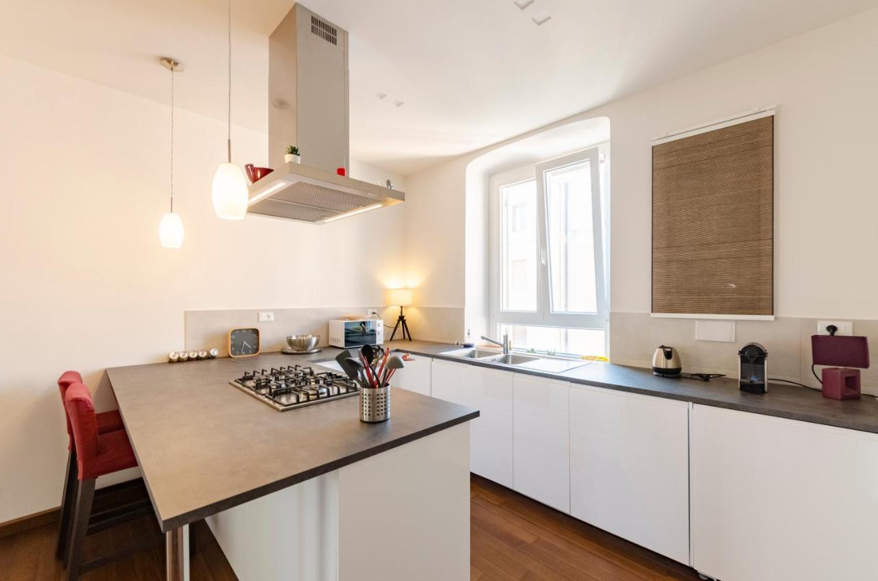 Joivy Spacious Family Apt For 4, In Carignano, جنوة المظهر الخارجي الصورة